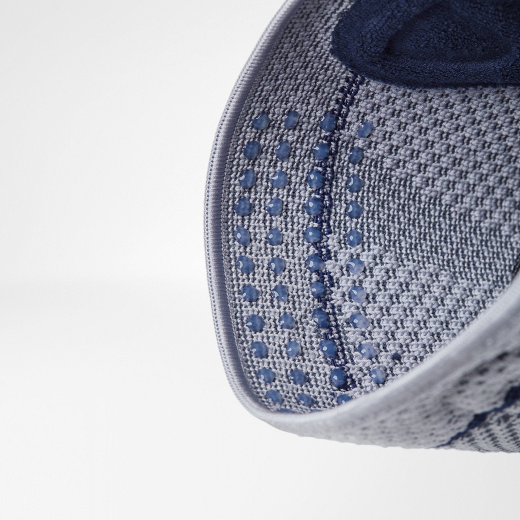 GenuTrain Comfort Knee Brace