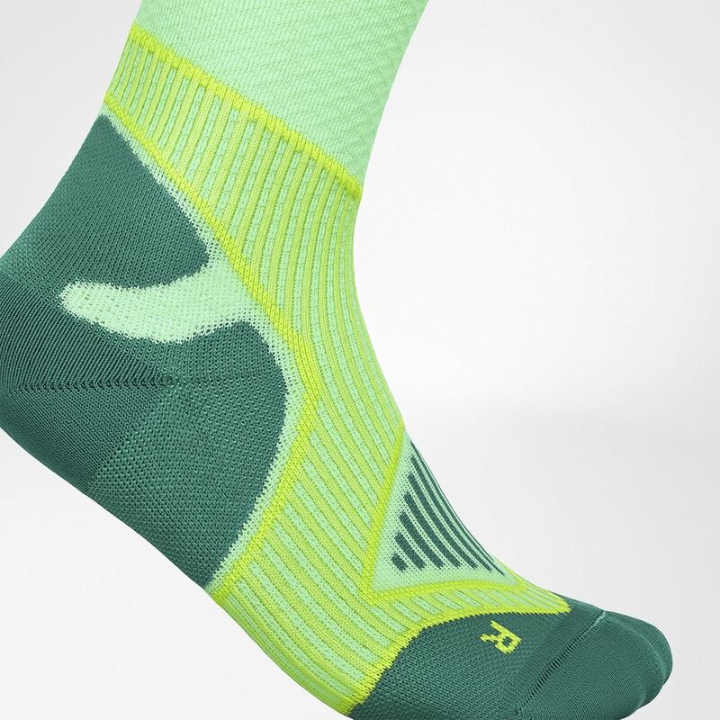 Outdoor Performance Compression Socks